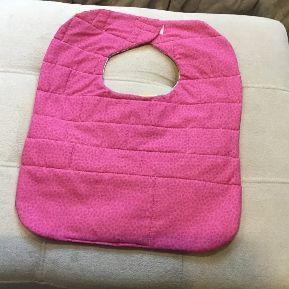 3/$25 or $12 ea. NWT Hand Crafted Reversible Quilted Baby Bib